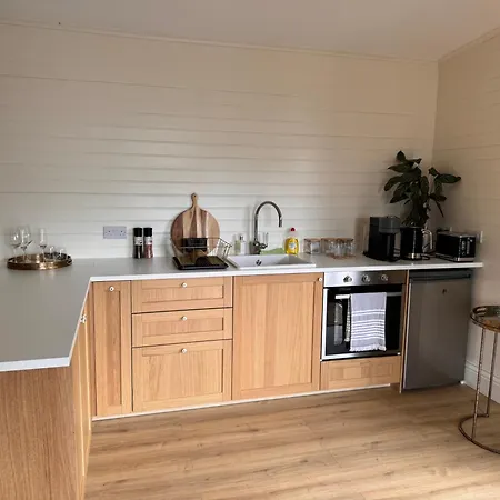 Luxurious Cabin With Private Hot Tub Killarney